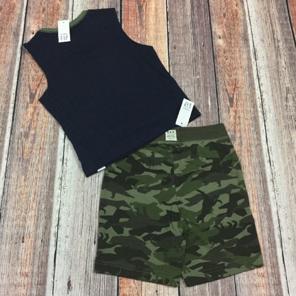 Gap Boys 18-24 Month Camouflage Outfit - Picture 5 of 5